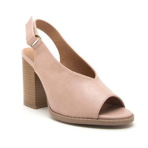 LIKE NEW Slingback Block Heel Sandals